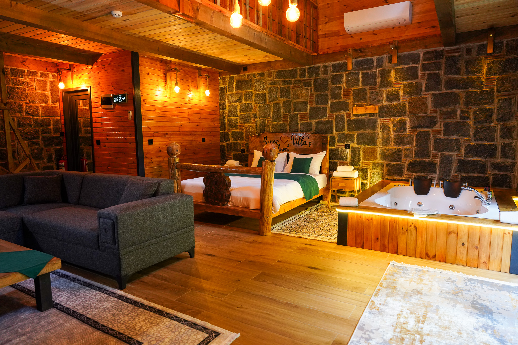 River Villas 101
